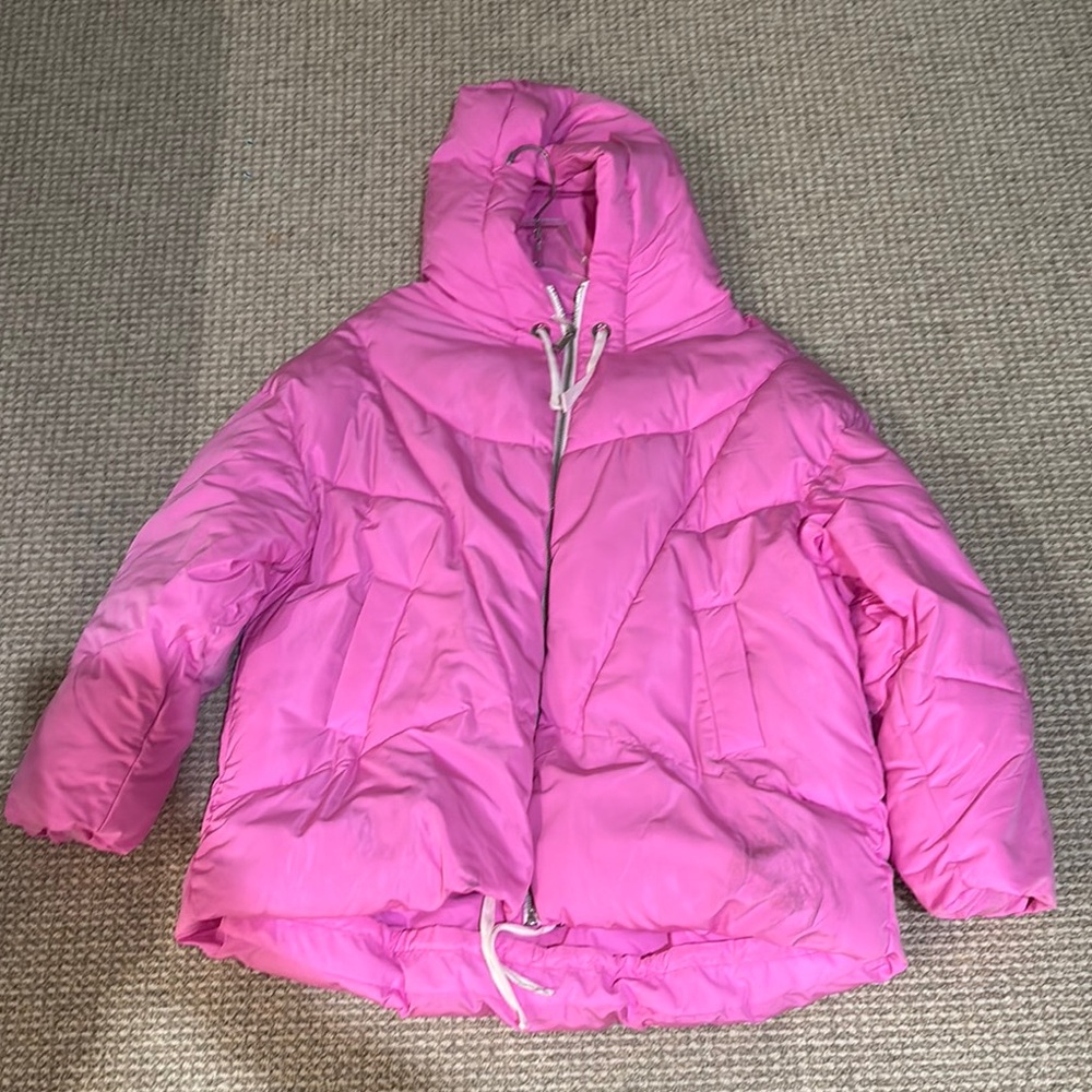 Women’s Pink Puffer Jacket